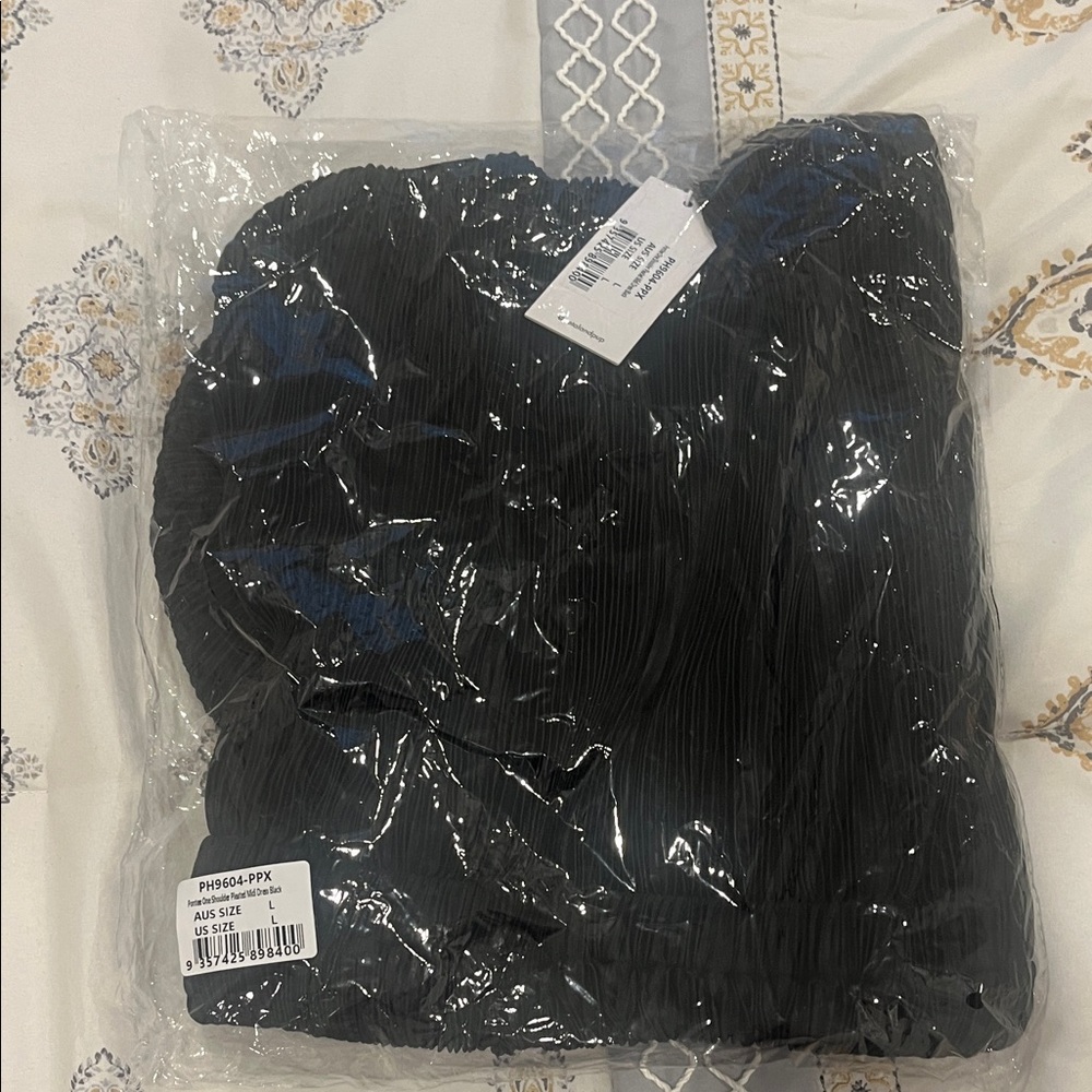 Petal & Pup Black One Shoulder Dress
